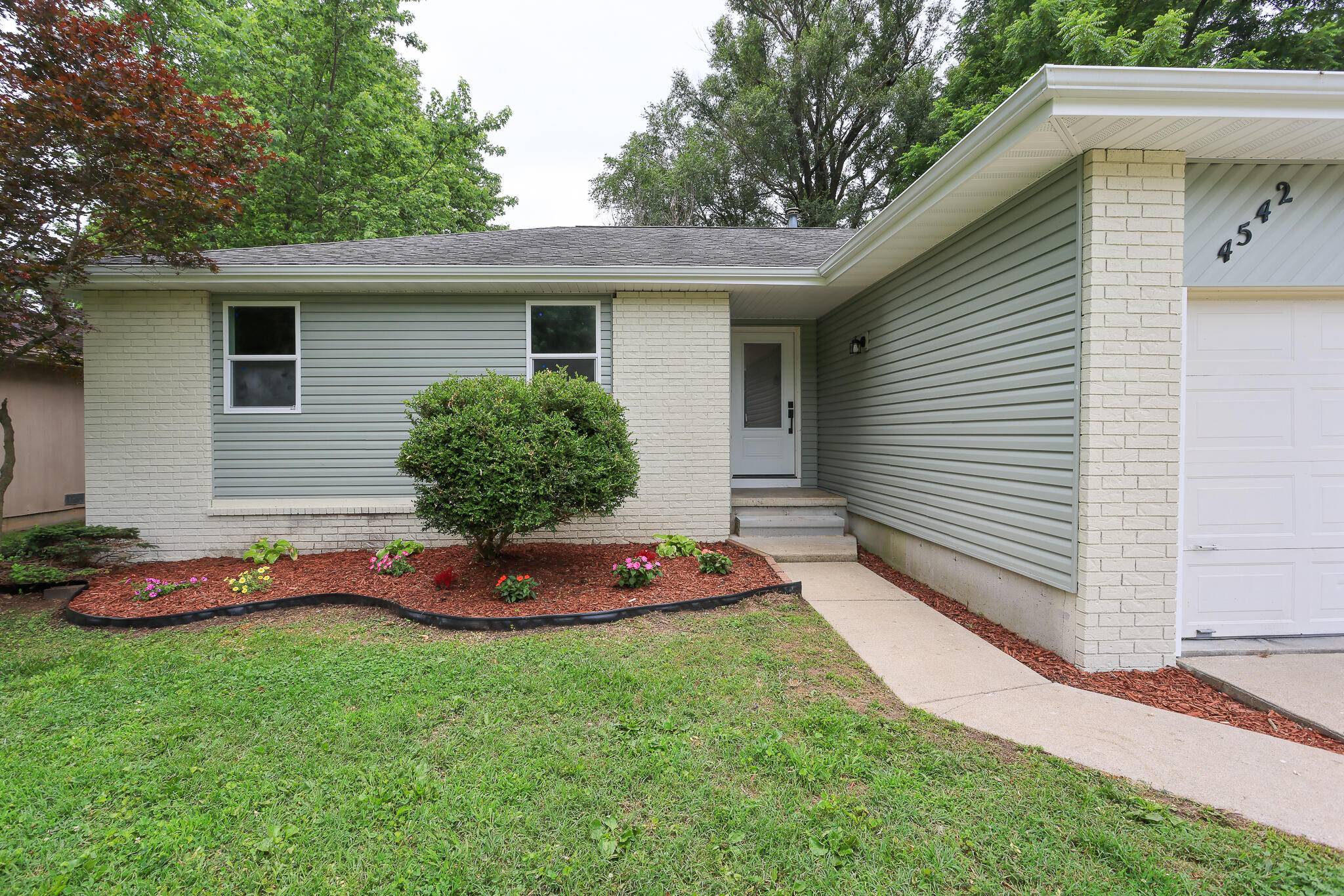 Springfield, MO 65802,4542 W La Siesta ST