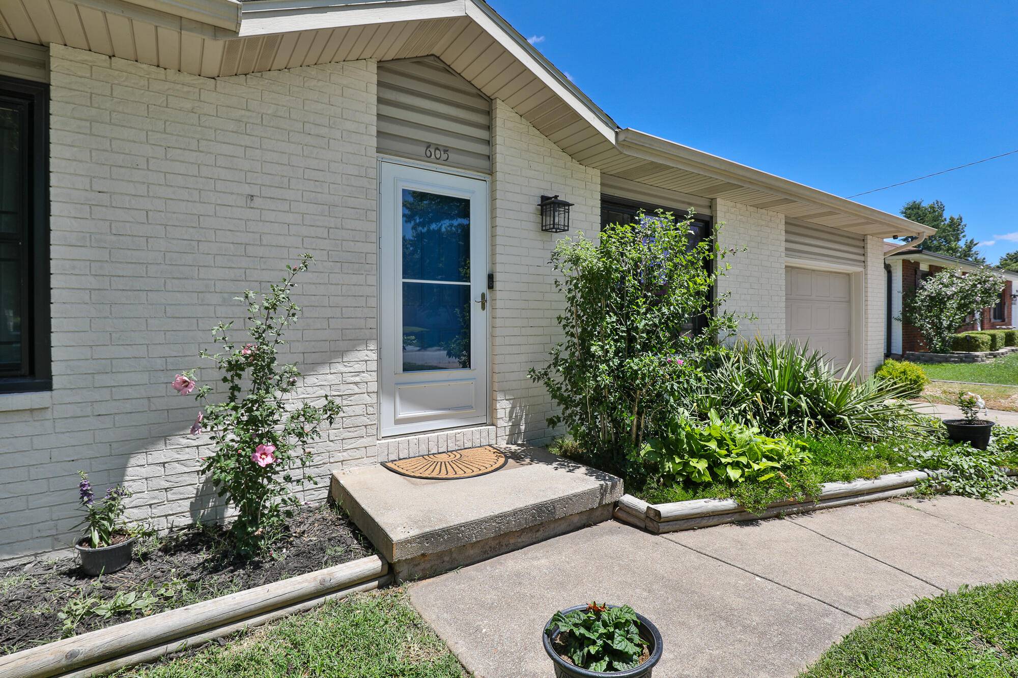 Nixa, MO 65714,605 E Dyann DR