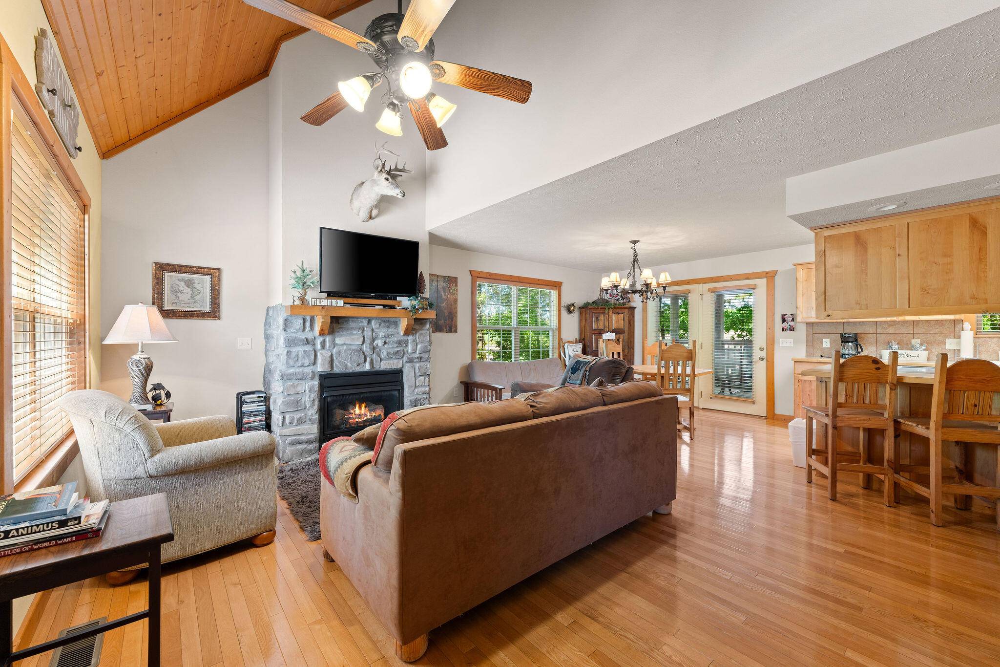 Branson West, MO 65737,25 Olivia Court #103a