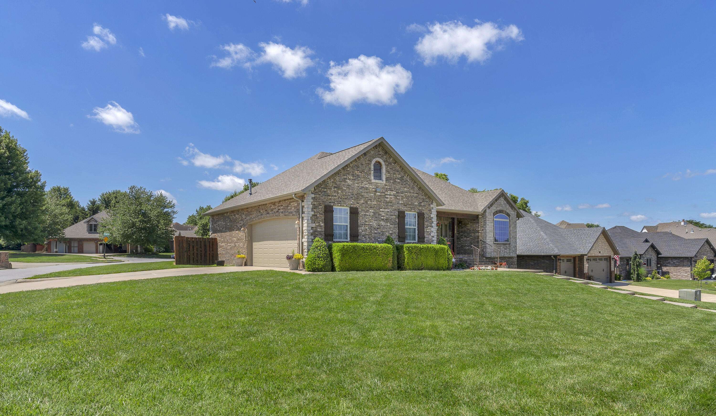 Springfield, MO 65803,1190 E Headley ST