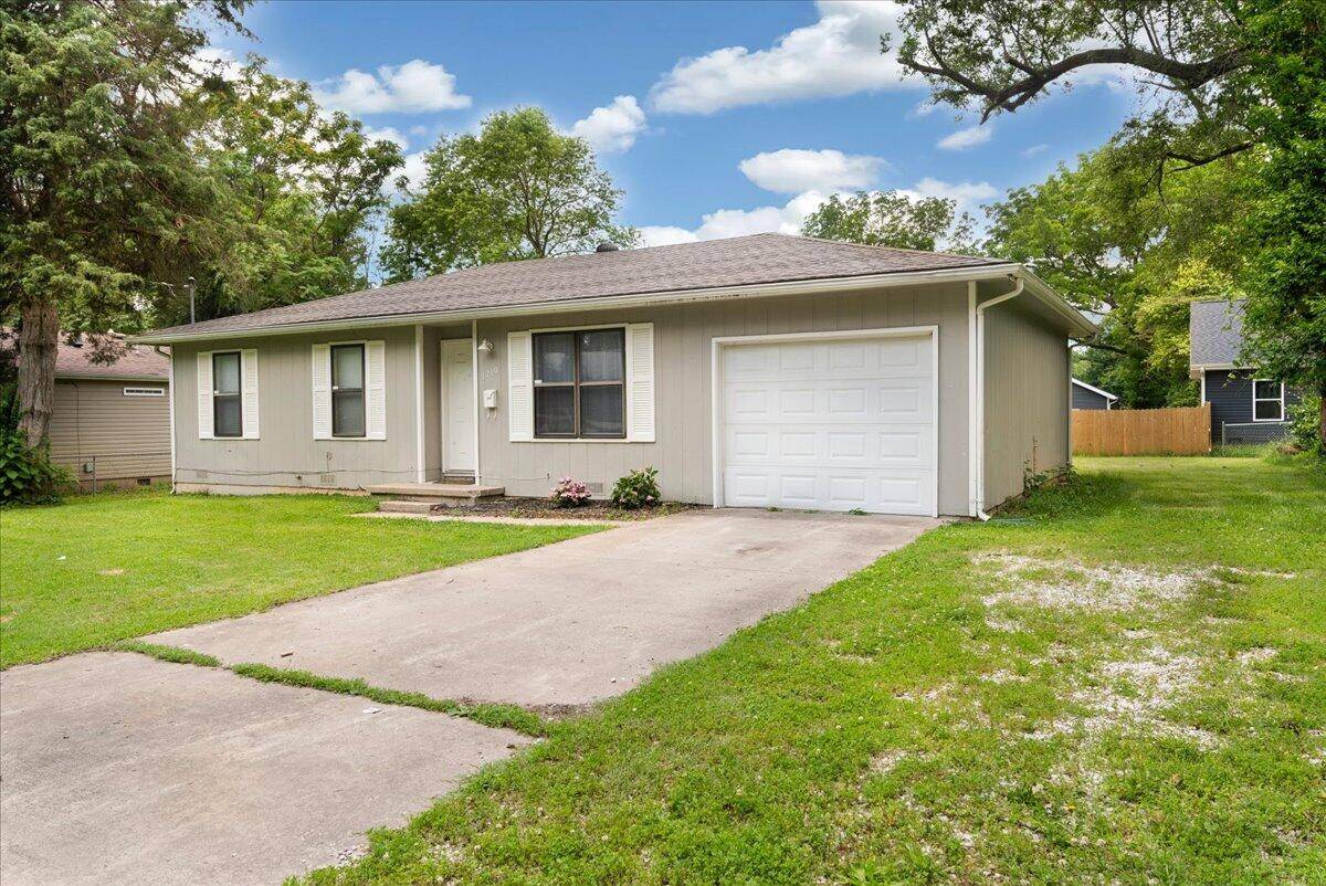Springfield, MO 65802,1219 N Clifton AVE