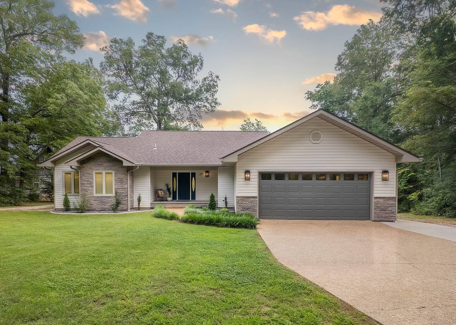 Cherokee Village, AR 72529,24 Oniatara Lane