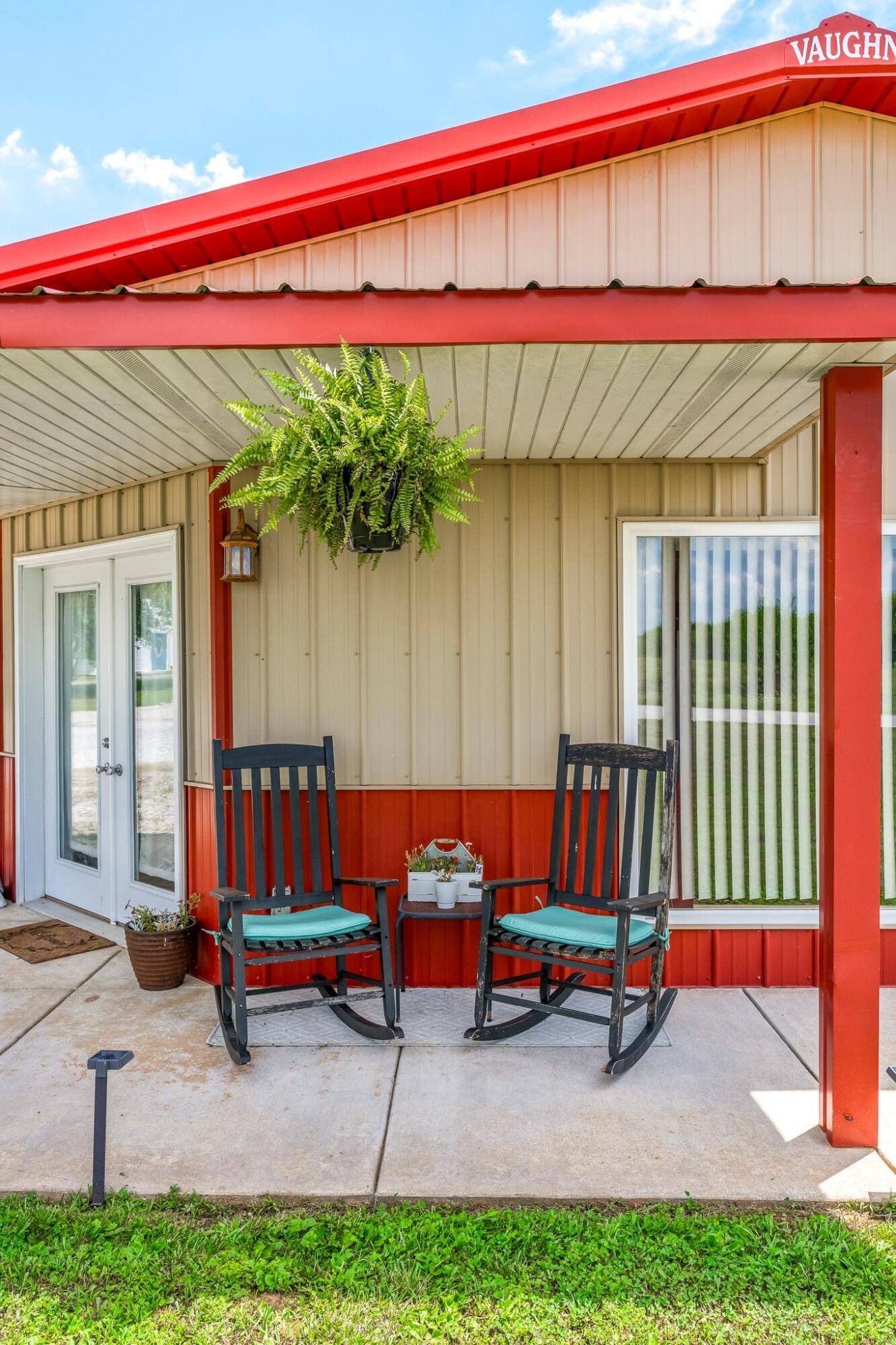 Marionville, MO 65705,24109 Lawrence 2180