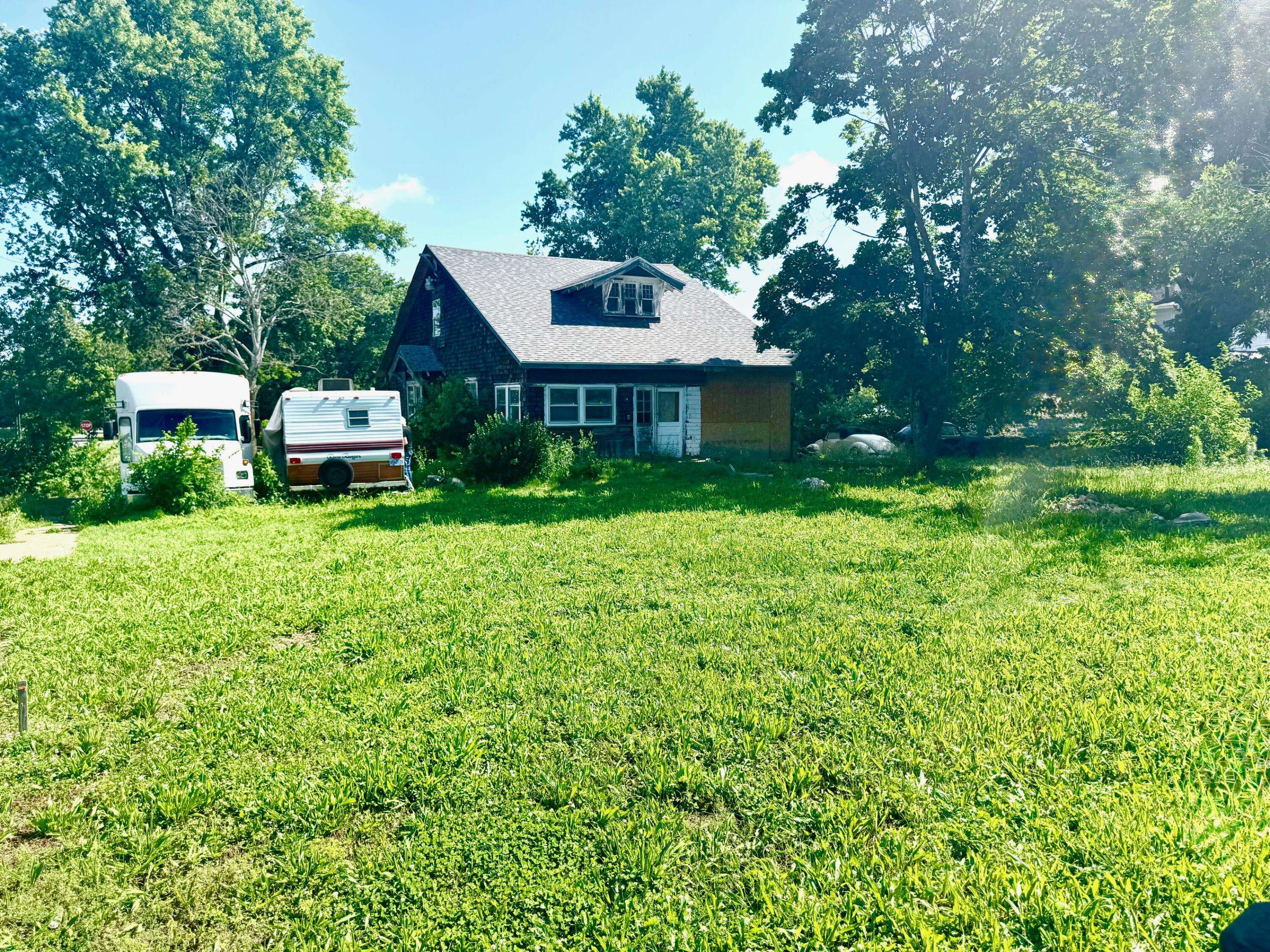 Golden City, MO 64748,508 B ST