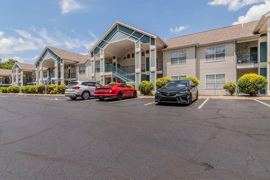 Branson, MO 65616,120 Spring Creek Court #B1-U19