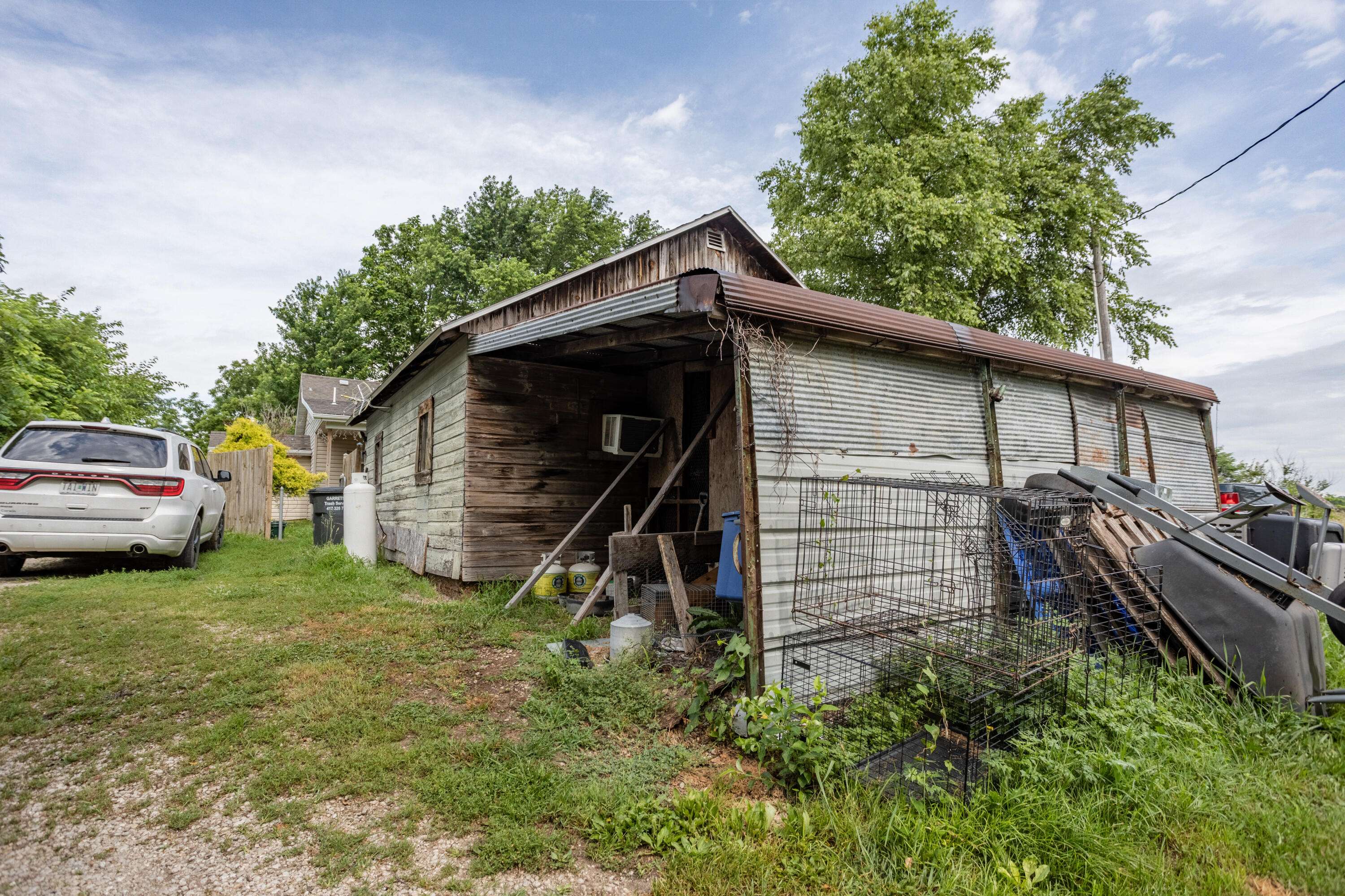 Bolivar, MO 65613,3736 Highway 83