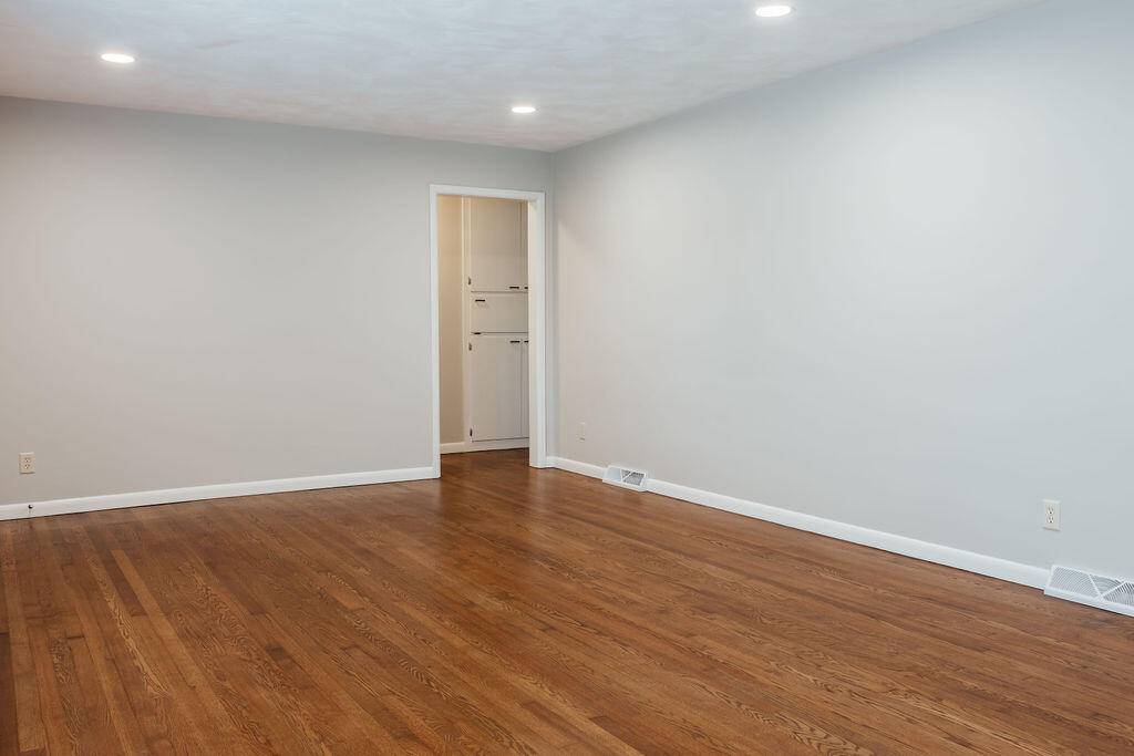 Springfield, MO 65802,2610 E Belmont ST