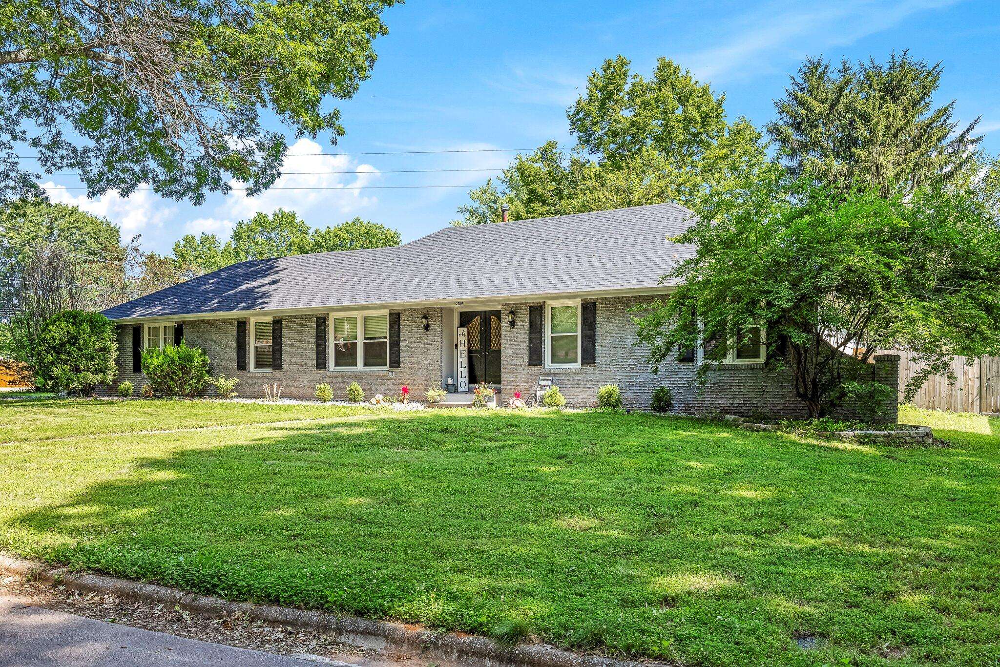 Springfield, MO 65804,2109 E Ridgewood East DR