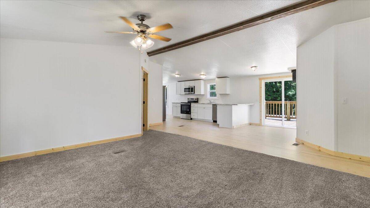 Isabella, MO 65676,136 Perry RD