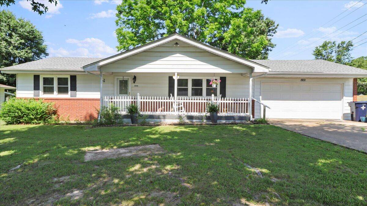 West Plains, MO 65775,1931 Kay DR