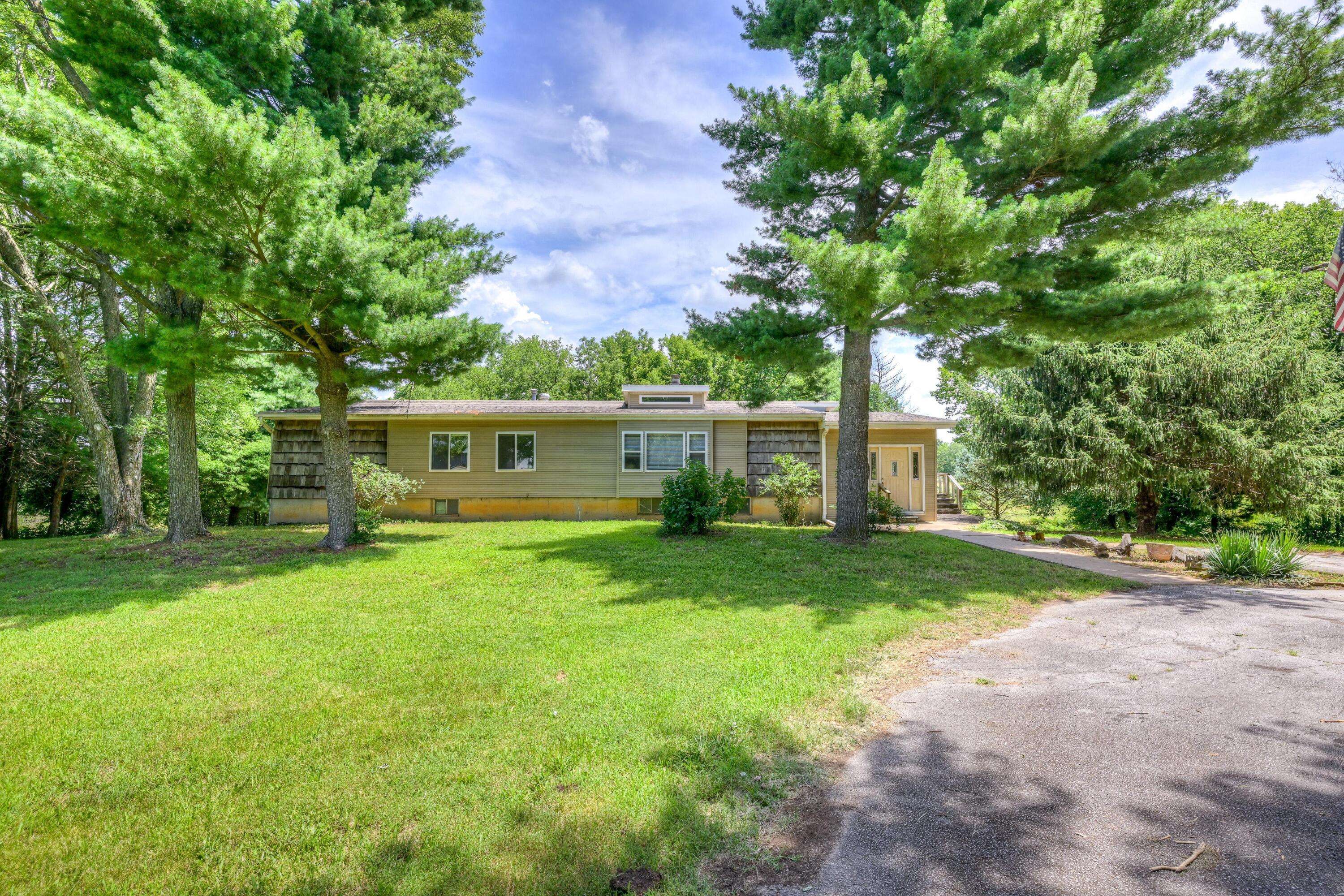 Joplin, MO 64801,19107 Fir RD