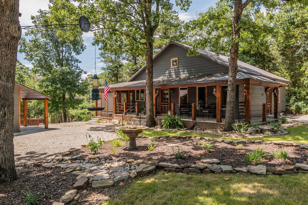 Hollister, MO 65672,311 Lakeview ST