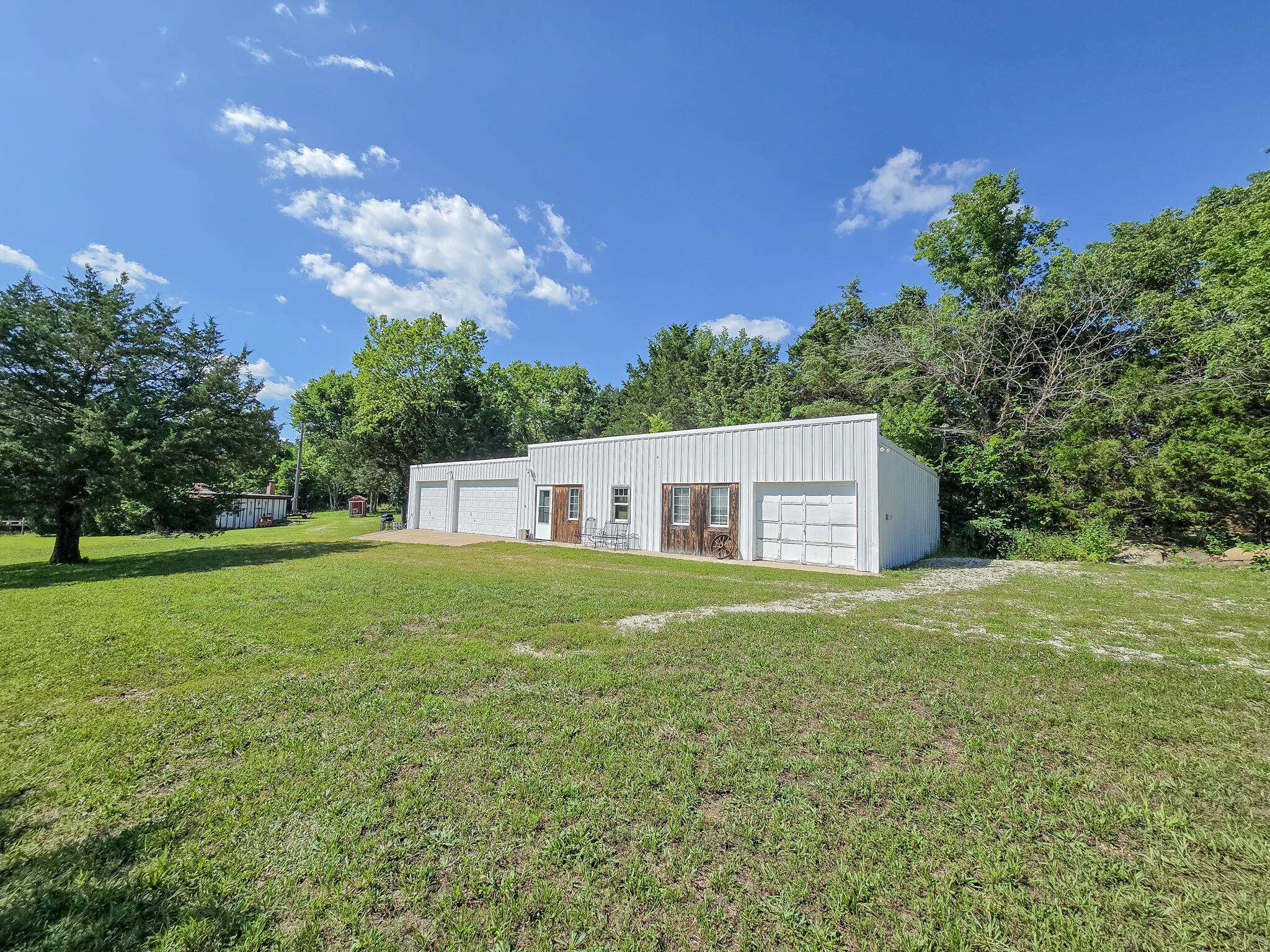 Pittsburg, MO 65724,24163 County Road 308