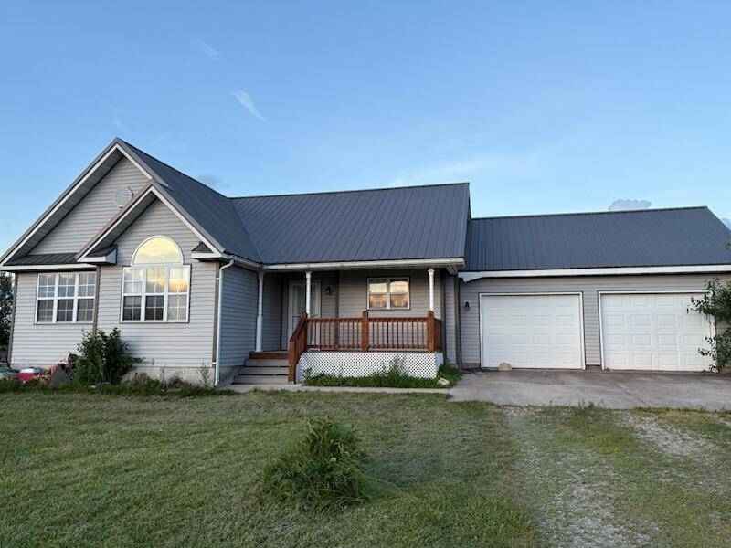 Seymour, MO 65746,124 Plainview DR