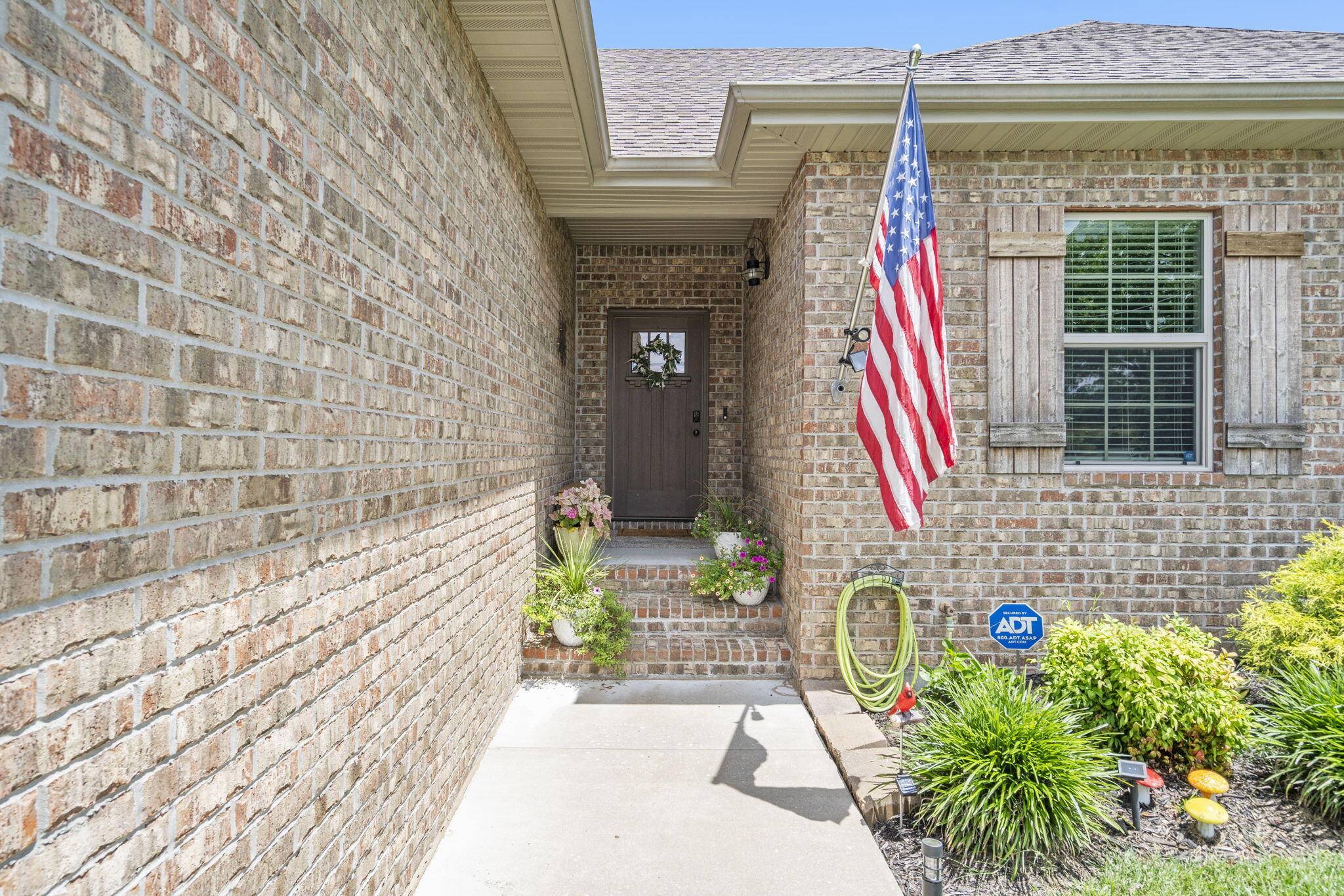 Ozark, MO 65721,902 N 19th AVE