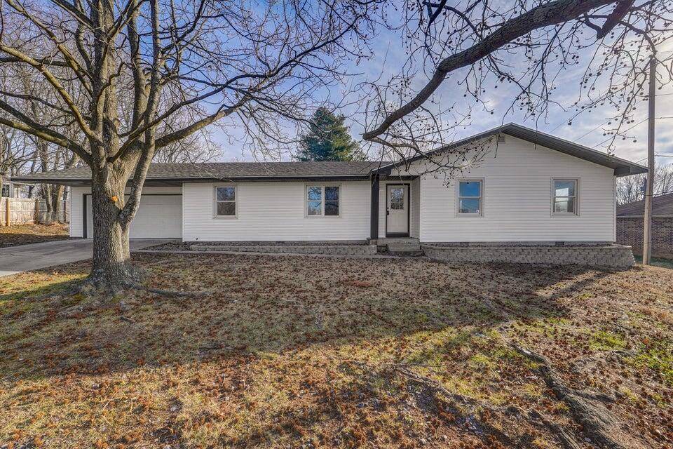 Walnut Grove, MO 65770,502 S Walnut ST