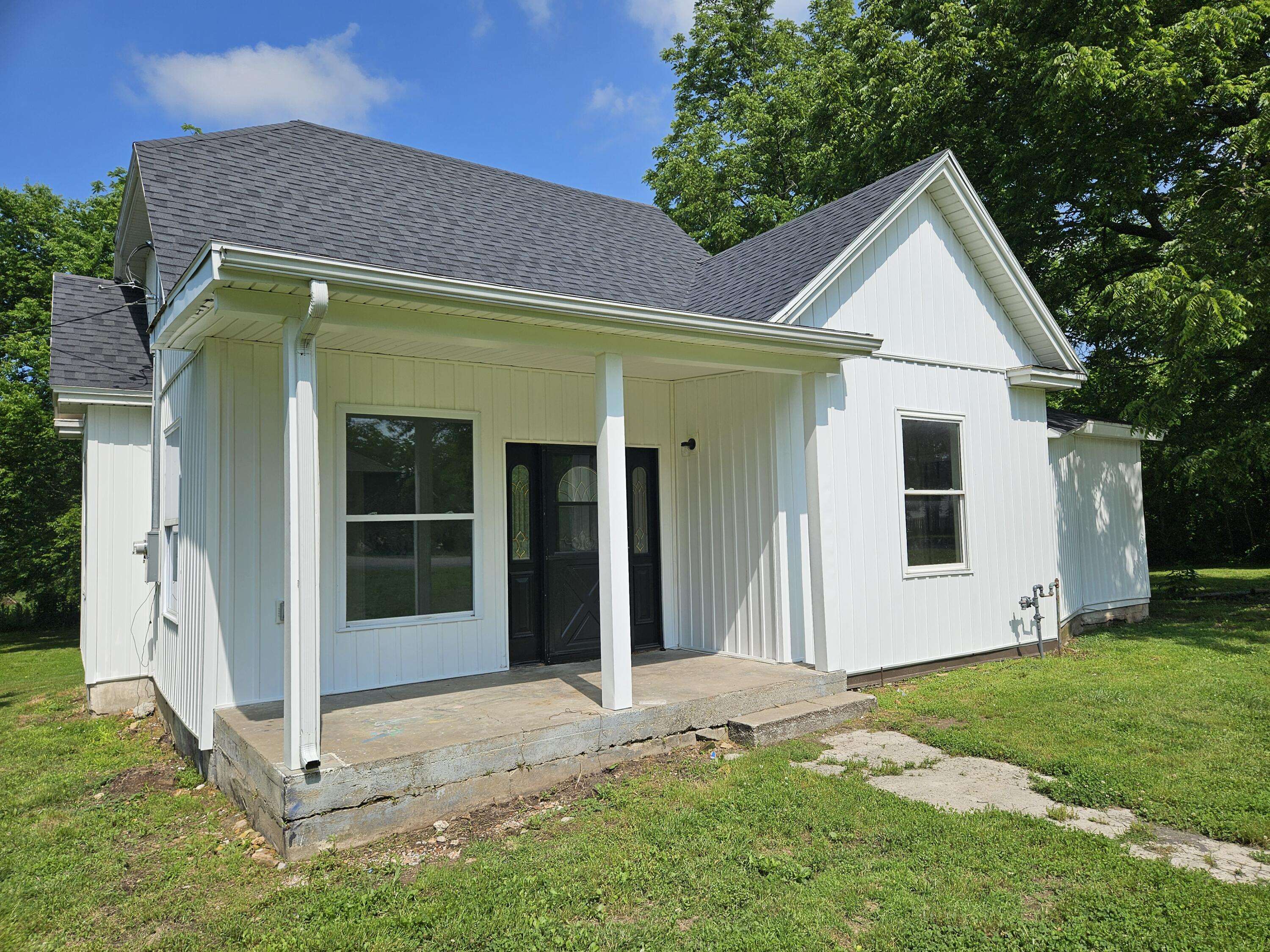 Marionville, MO 65705,201 N College AVE