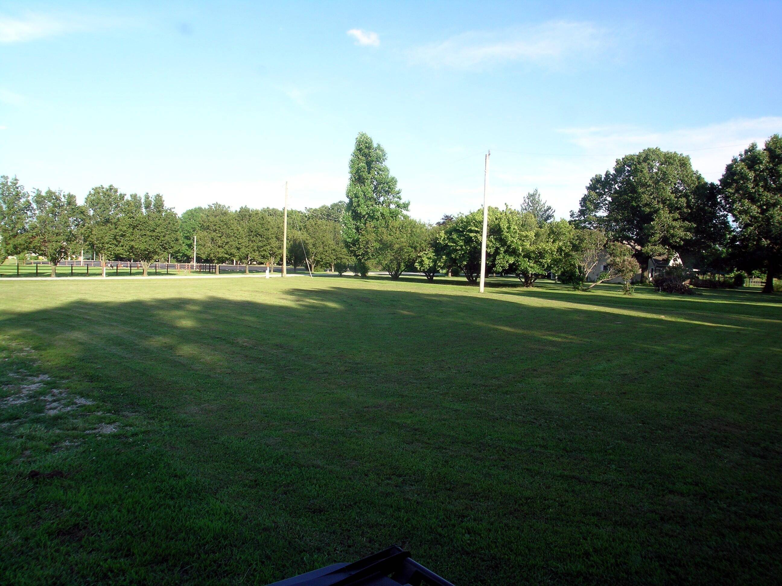 Marshfield, MO 65706,131 Sweetbriar DR