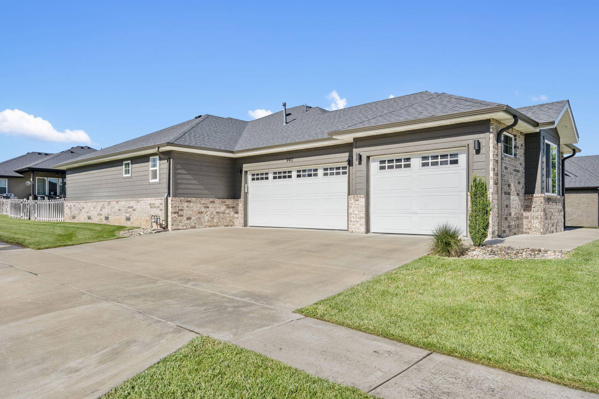 Nixa, MO 65714,940 E Powers CT