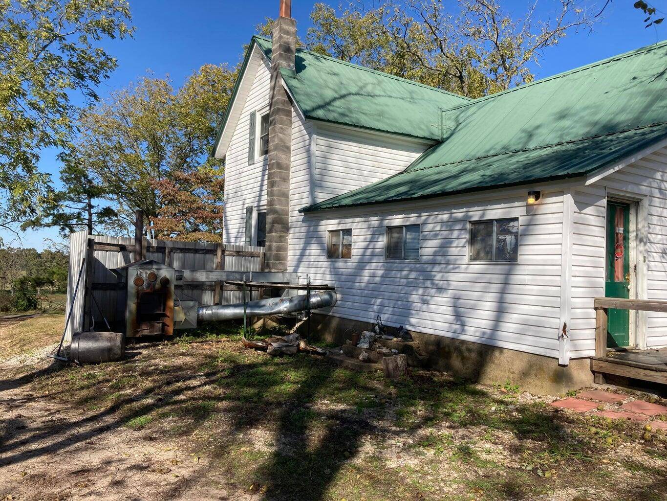 West Plains, MO 65775,7600 Co Rd 8760