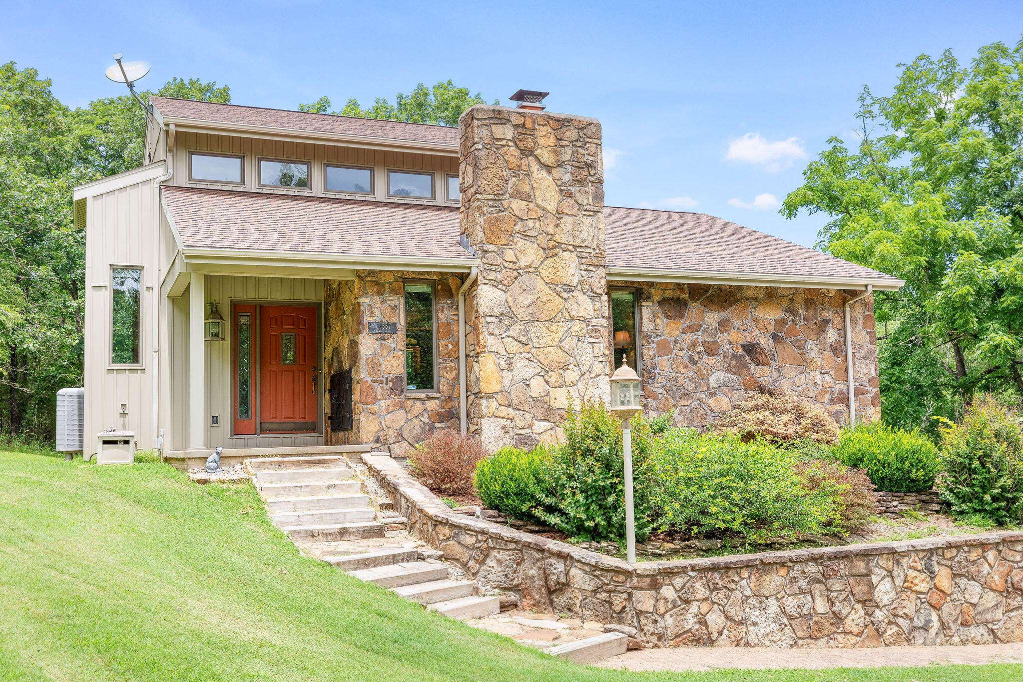 Galena, MO 65656,557 Weslee LN