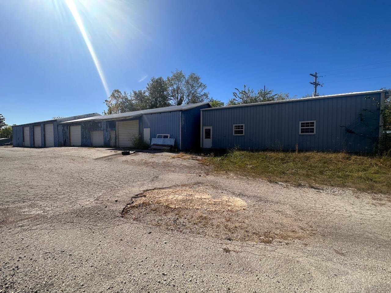 Thayer, MO 65791,1721 Business 63