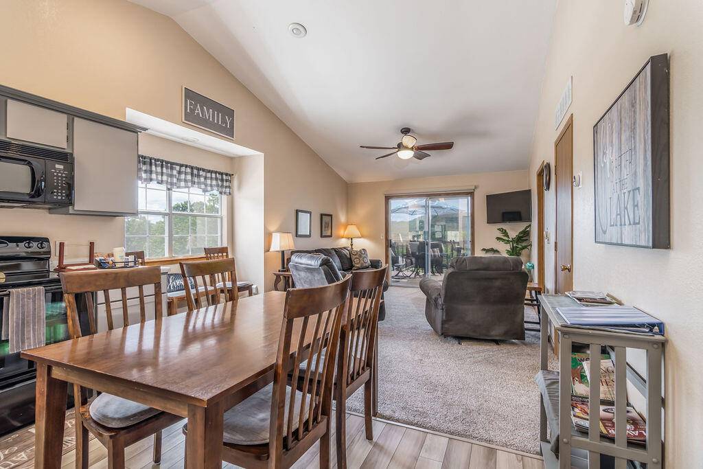 Indian Point, MO 65616,27 Bluebird WAY #5