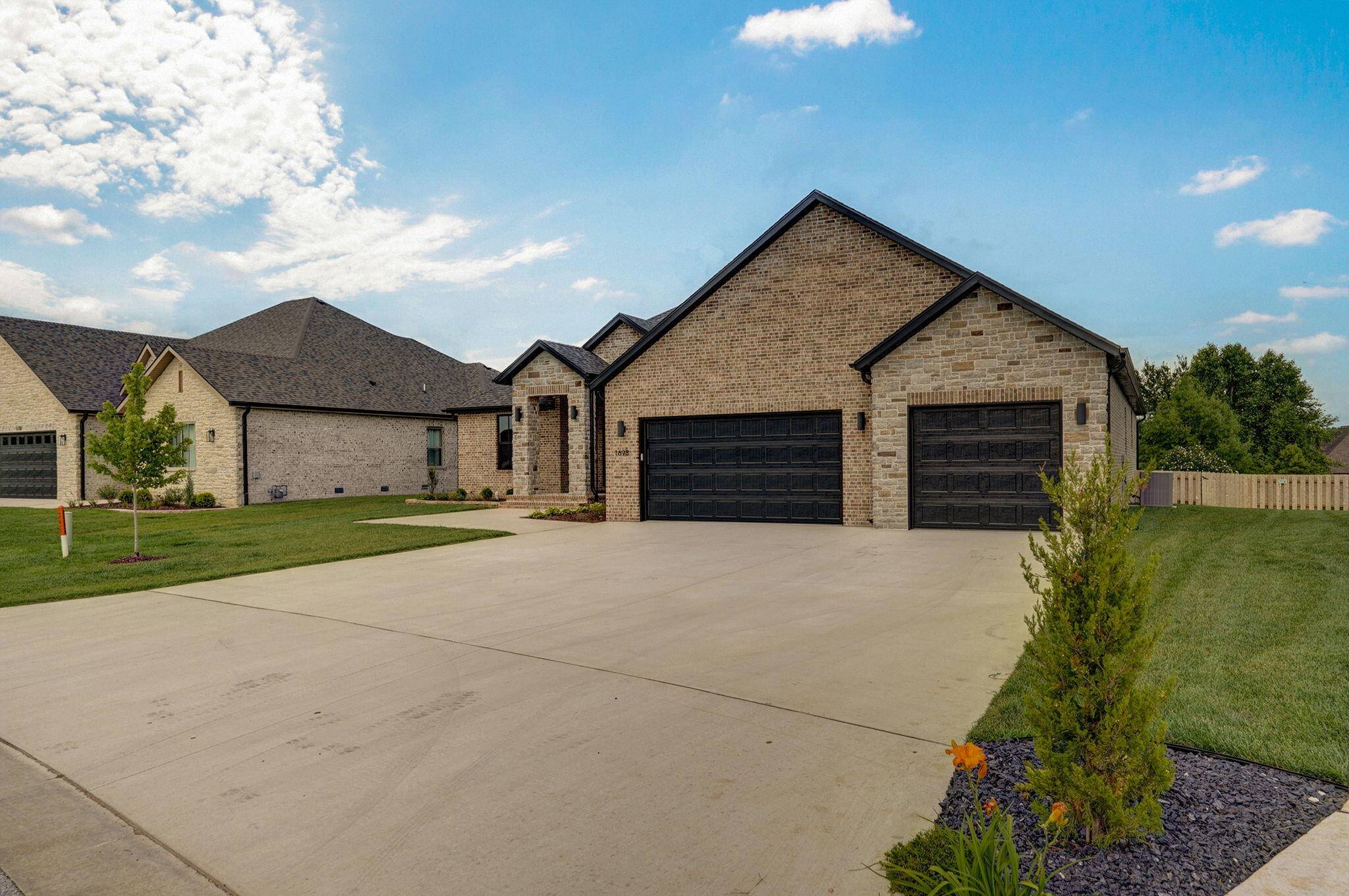 Springfield, MO 65802,1698 N Marlowe AVE