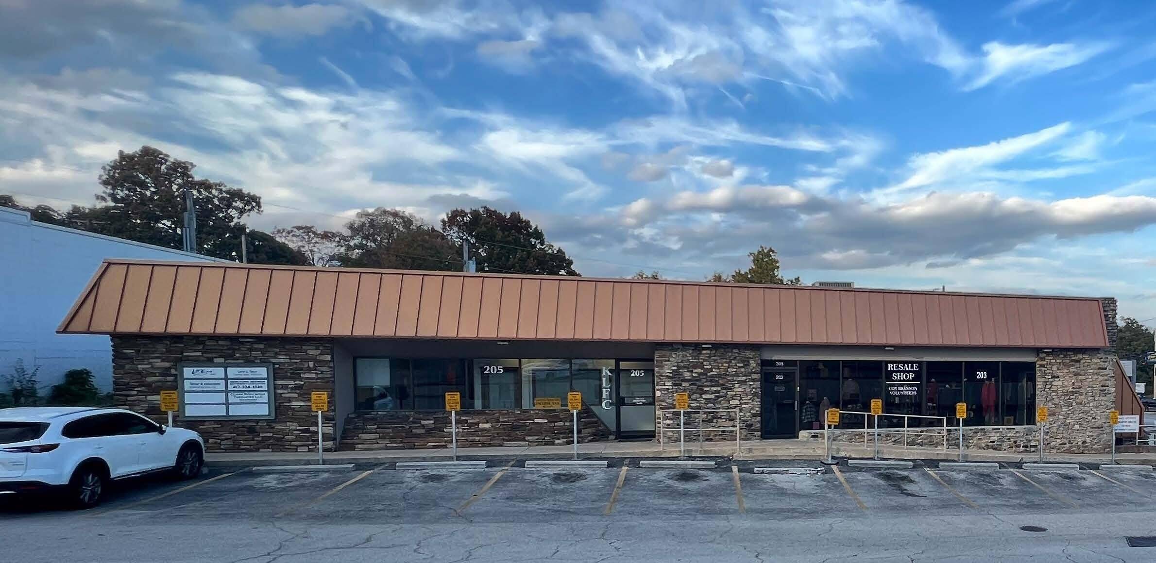 Branson, MO 65616,201-205 Veterans BLVD