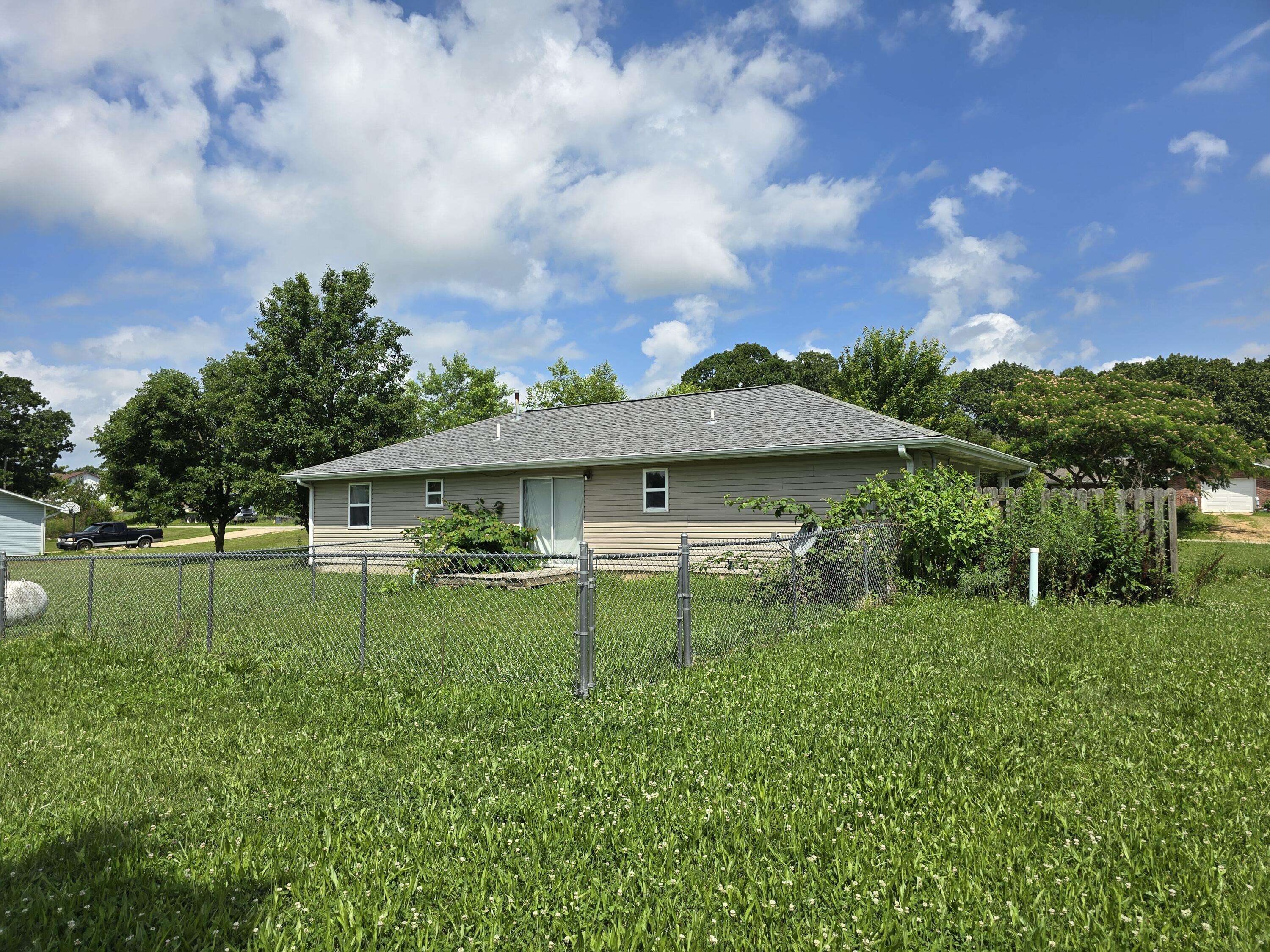 Mountain View, MO 65548,1311 Wade ST