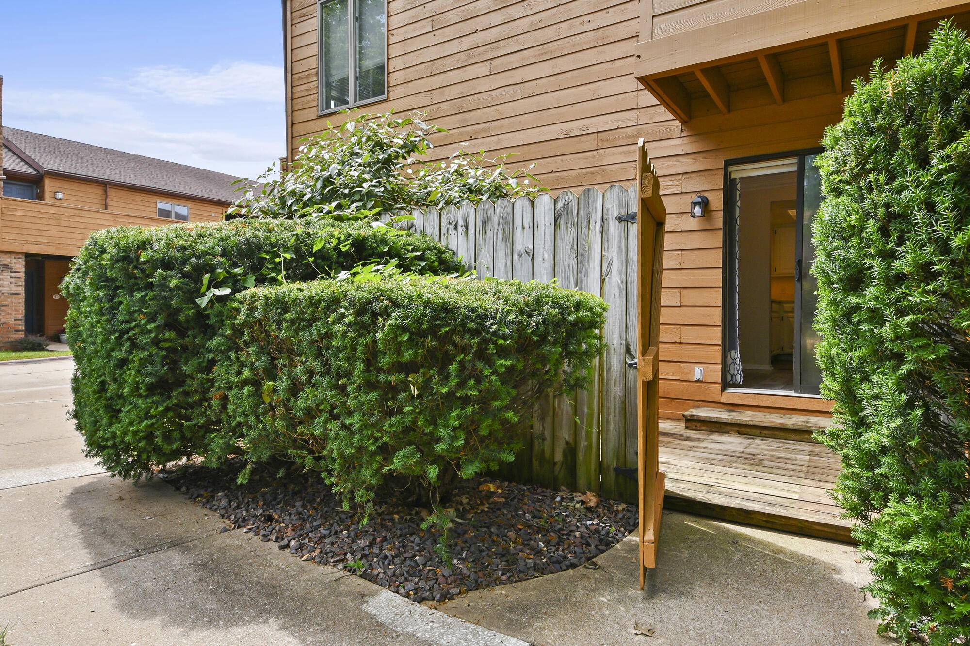 Springfield, MO 65804,3440 S Delaware AVE #114