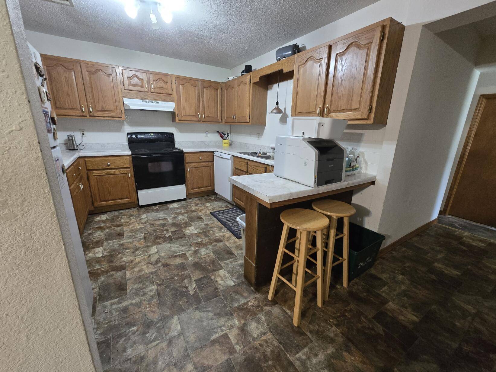 Thayer, MO 65791,445 Monroe ST