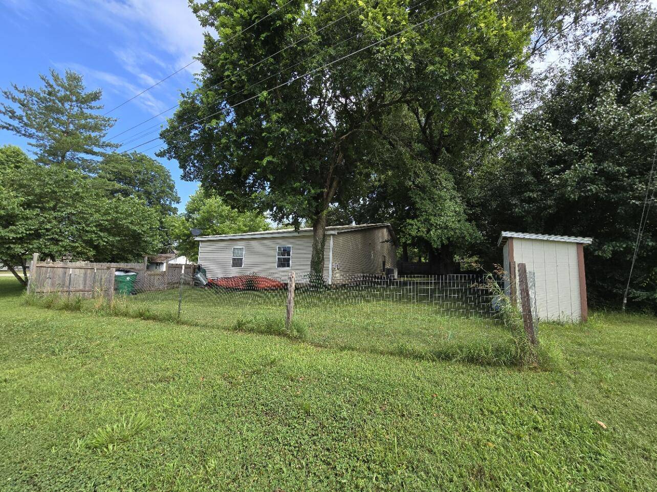 Thayer, MO 65791,445 Monroe ST