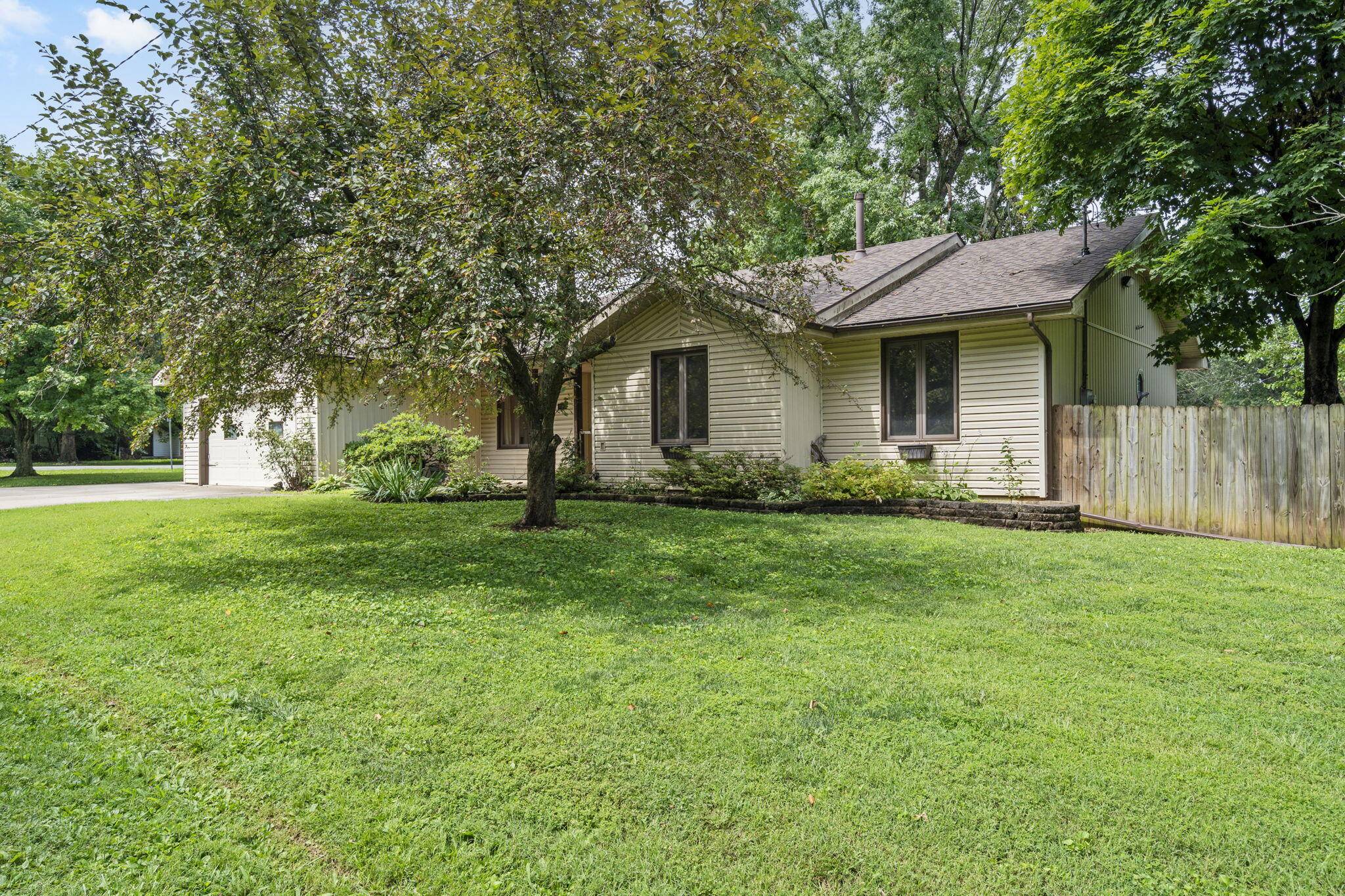 Springfield, MO 65807,1801 W Cherokee ST