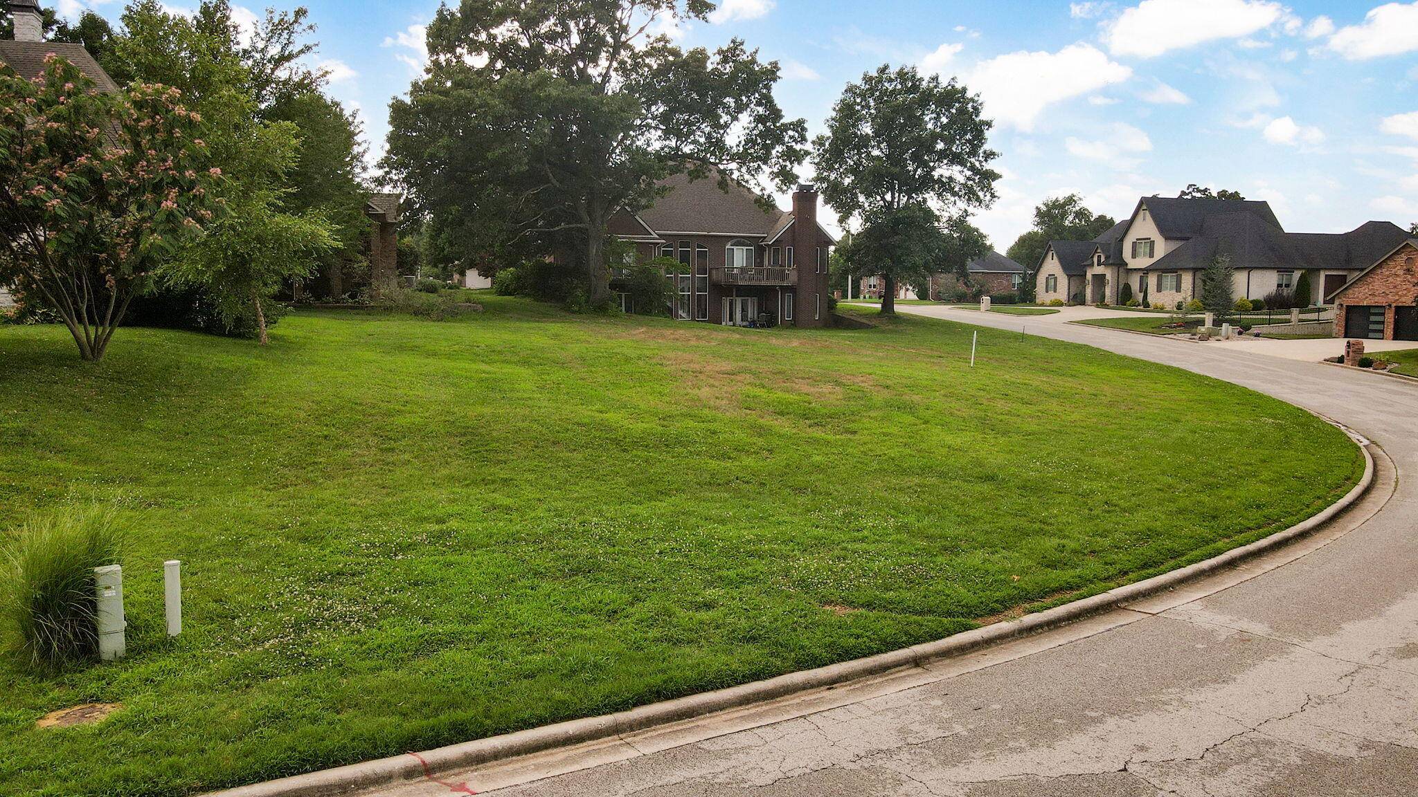 Nixa, MO 65714,8302 Rolling Hills DR