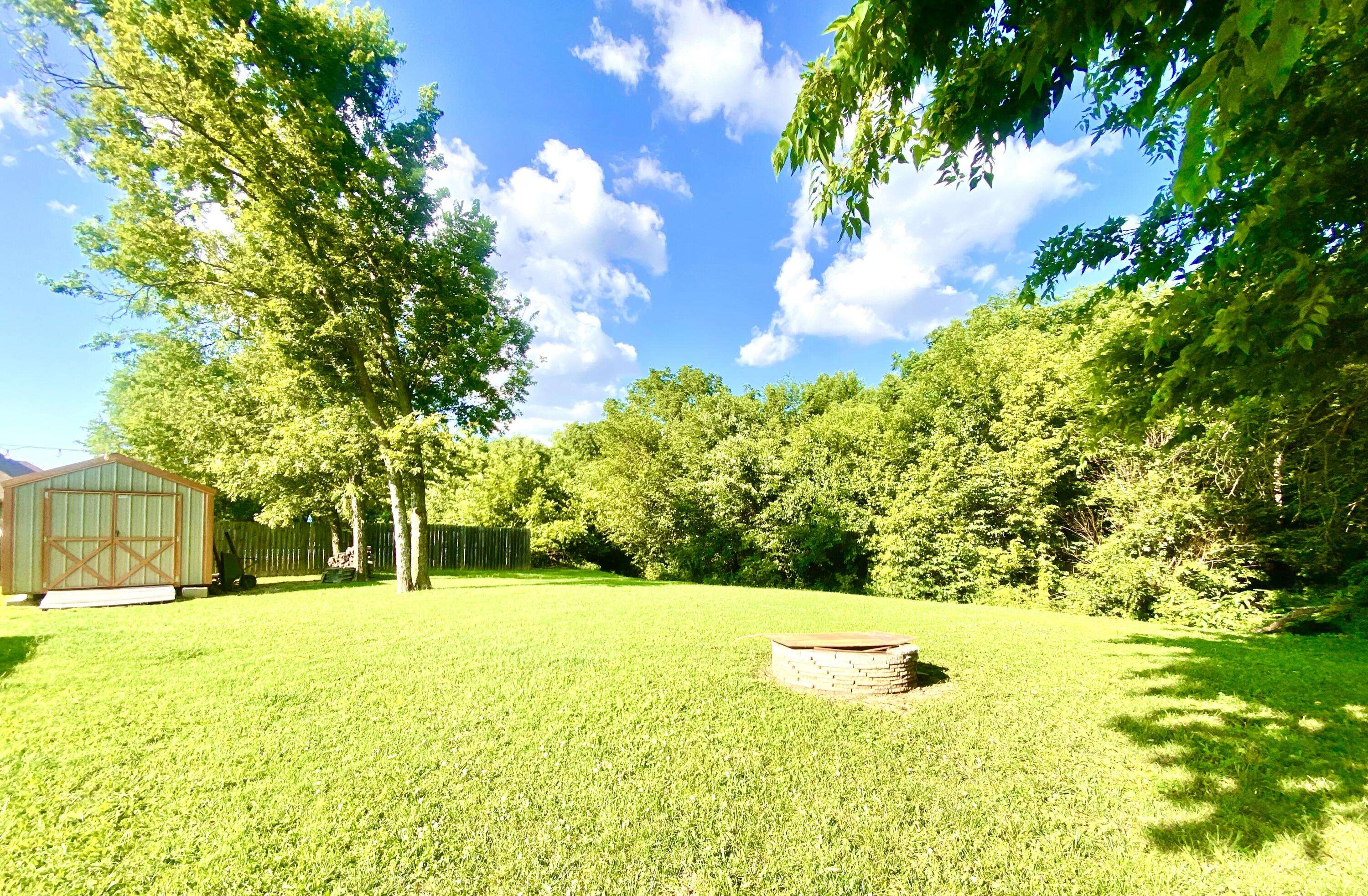 Webb City, MO 64870,1113 Chesterfield DR