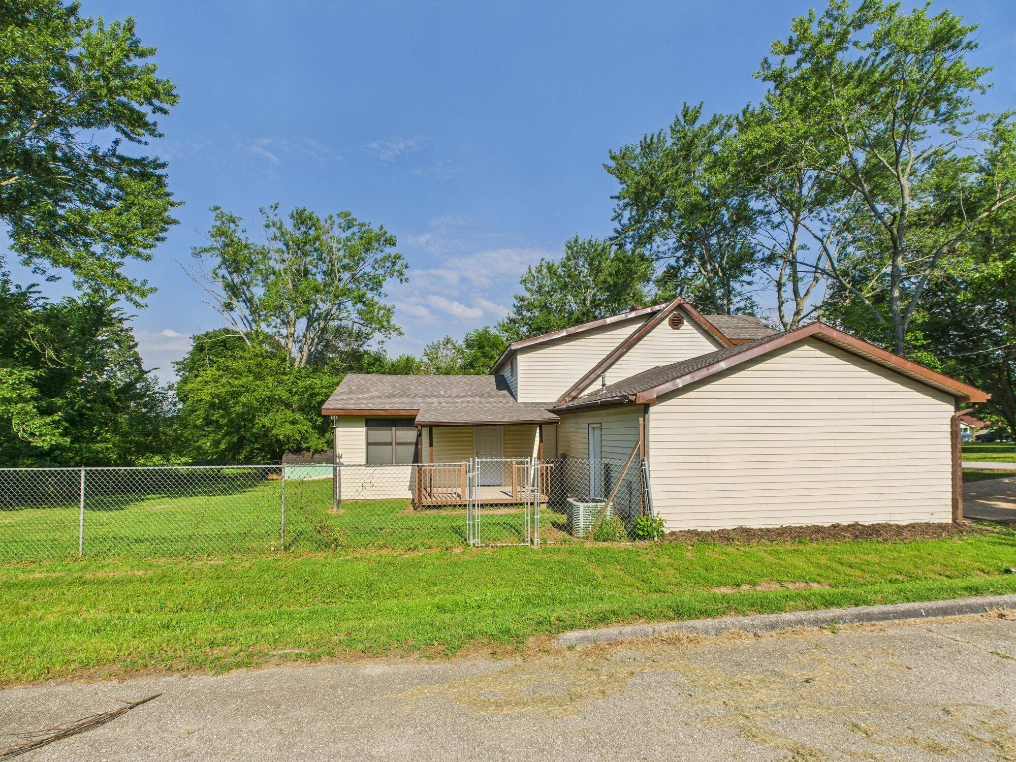 Houston, MO 65483,1230 W Chestnut Street ST