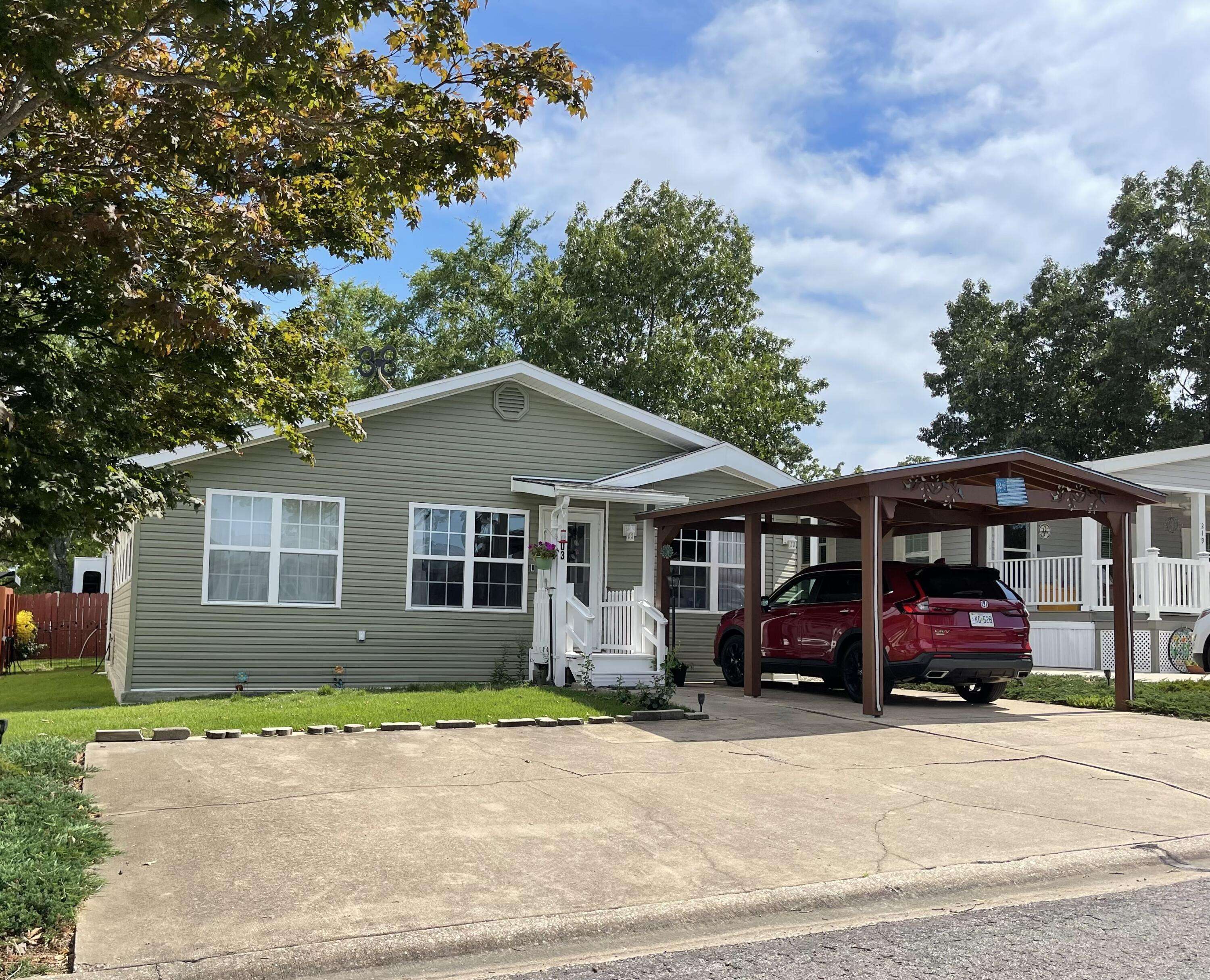 Branson, MO 65616,203 Forest Park LN
