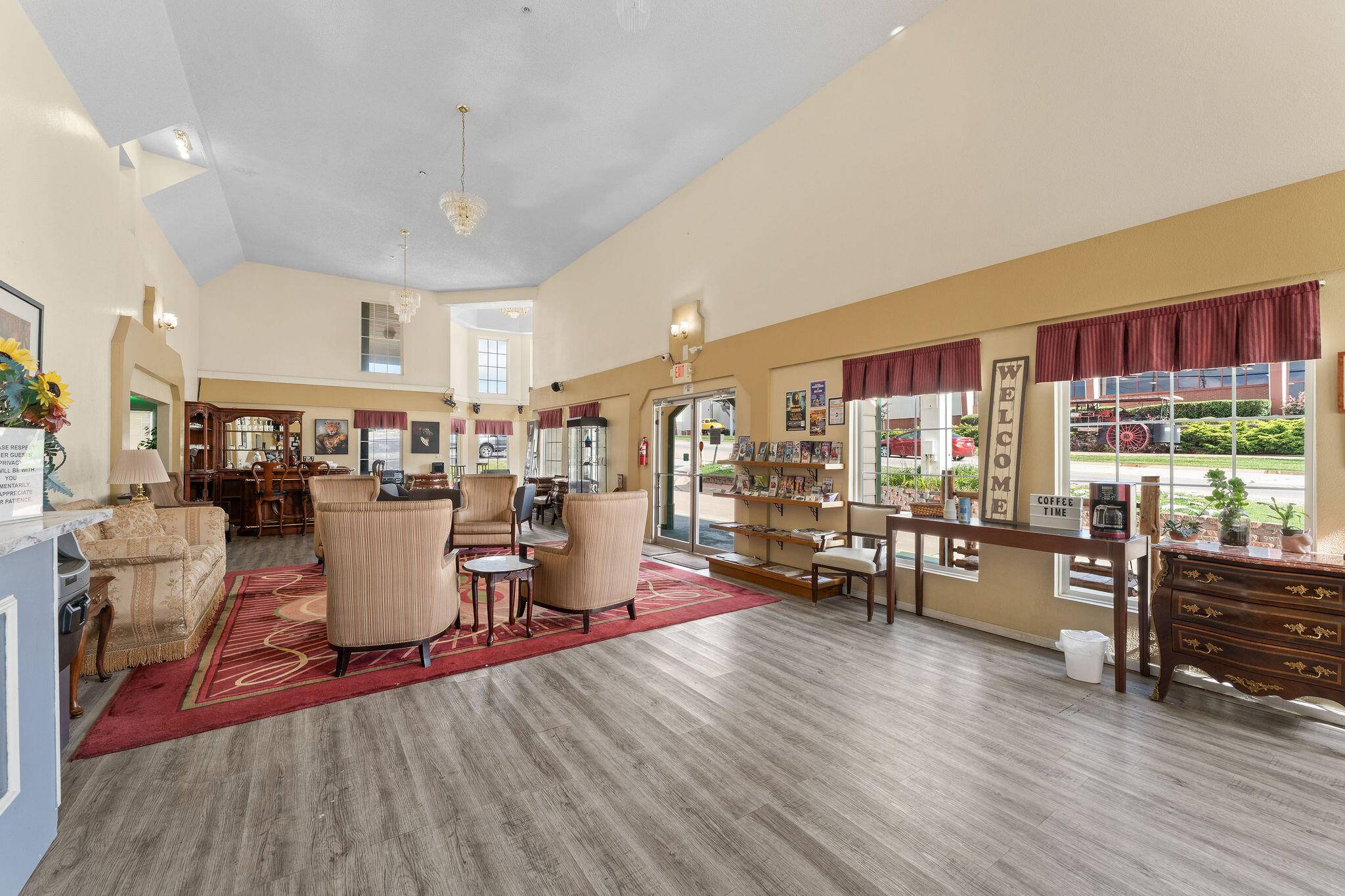 Branson, MO 65616,1360 W State Hwy 76