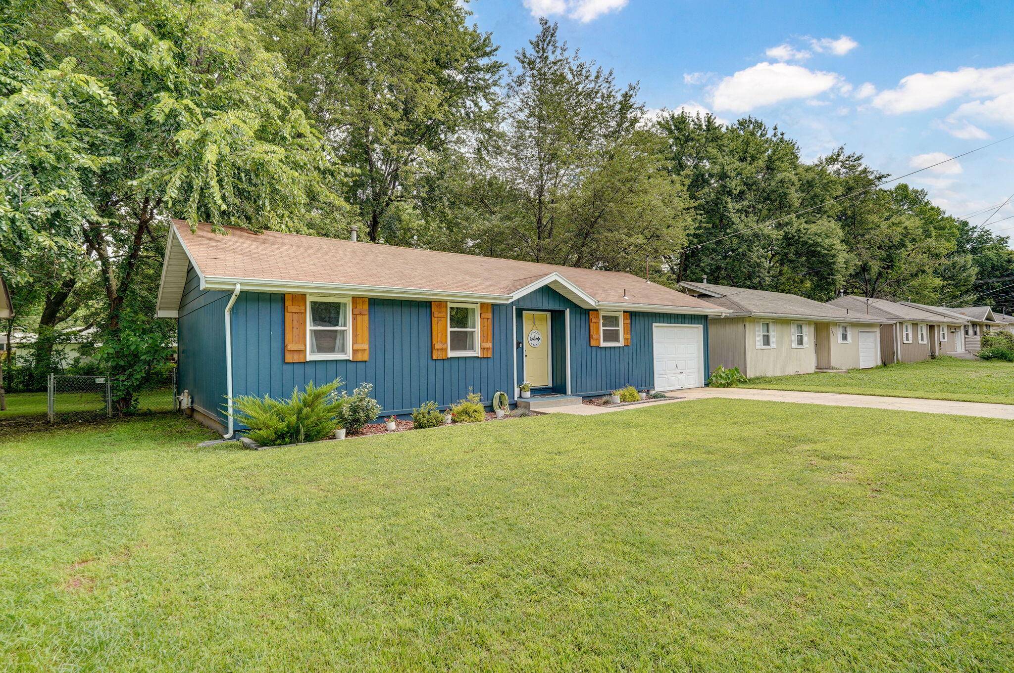 Springfield, MO 65807,303 E Berkeley ST