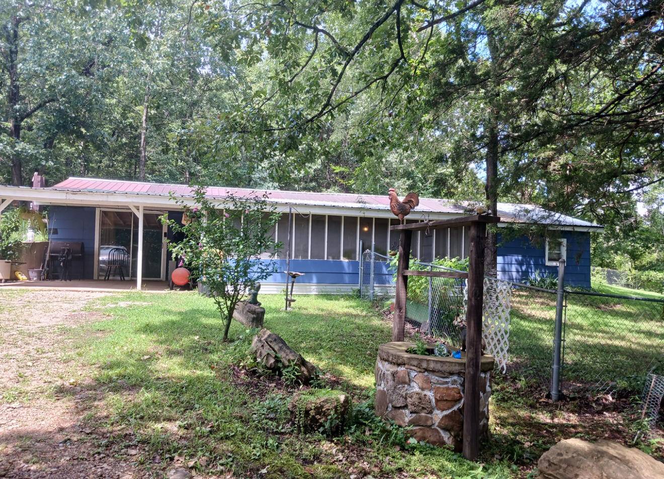 Isabella, MO 65676,334 County Road 867