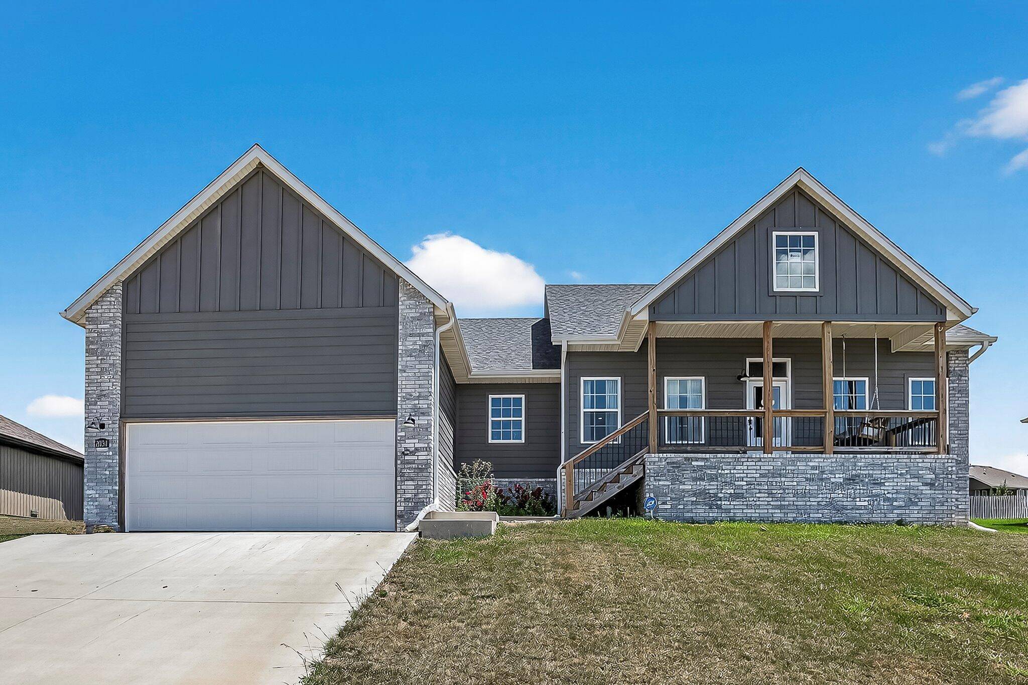 Ozark, MO 65721,2034 Bull Run RD
