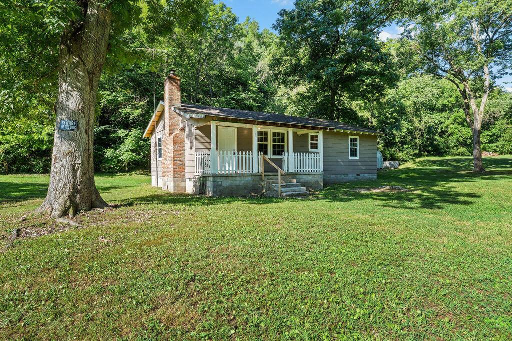 Anderson, MO 64831,233 Happy Hollow Rd RD