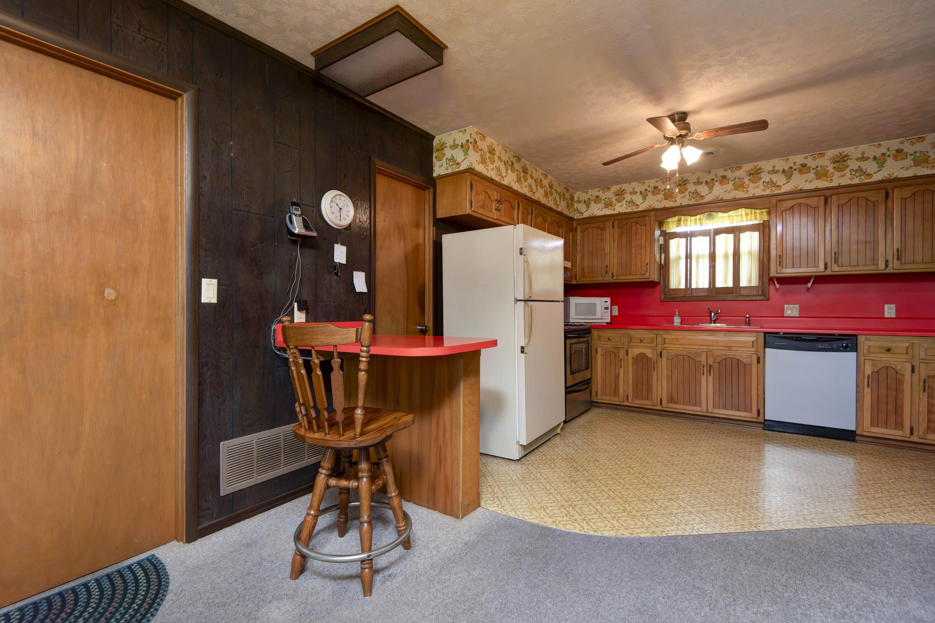 Ozark, MO 65721,117 Martha ST