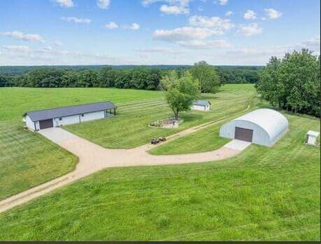 Cape Fair, MO 65624,27255 Farm Road 2090