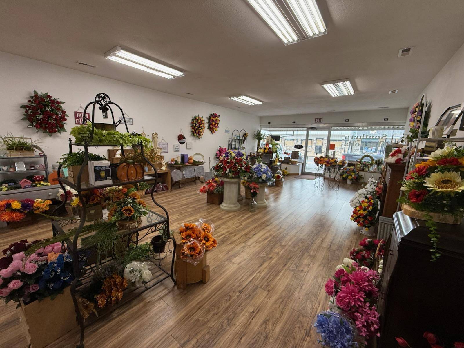 Mammoth Spring, AR 72554,228 Main ST