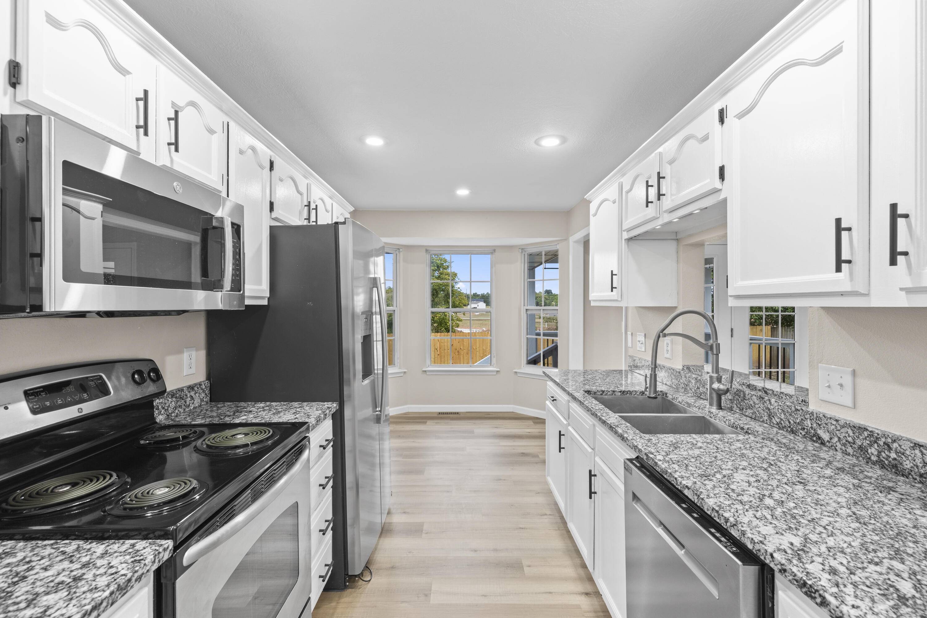 Springfield, MO 65802,834 S Lester RD