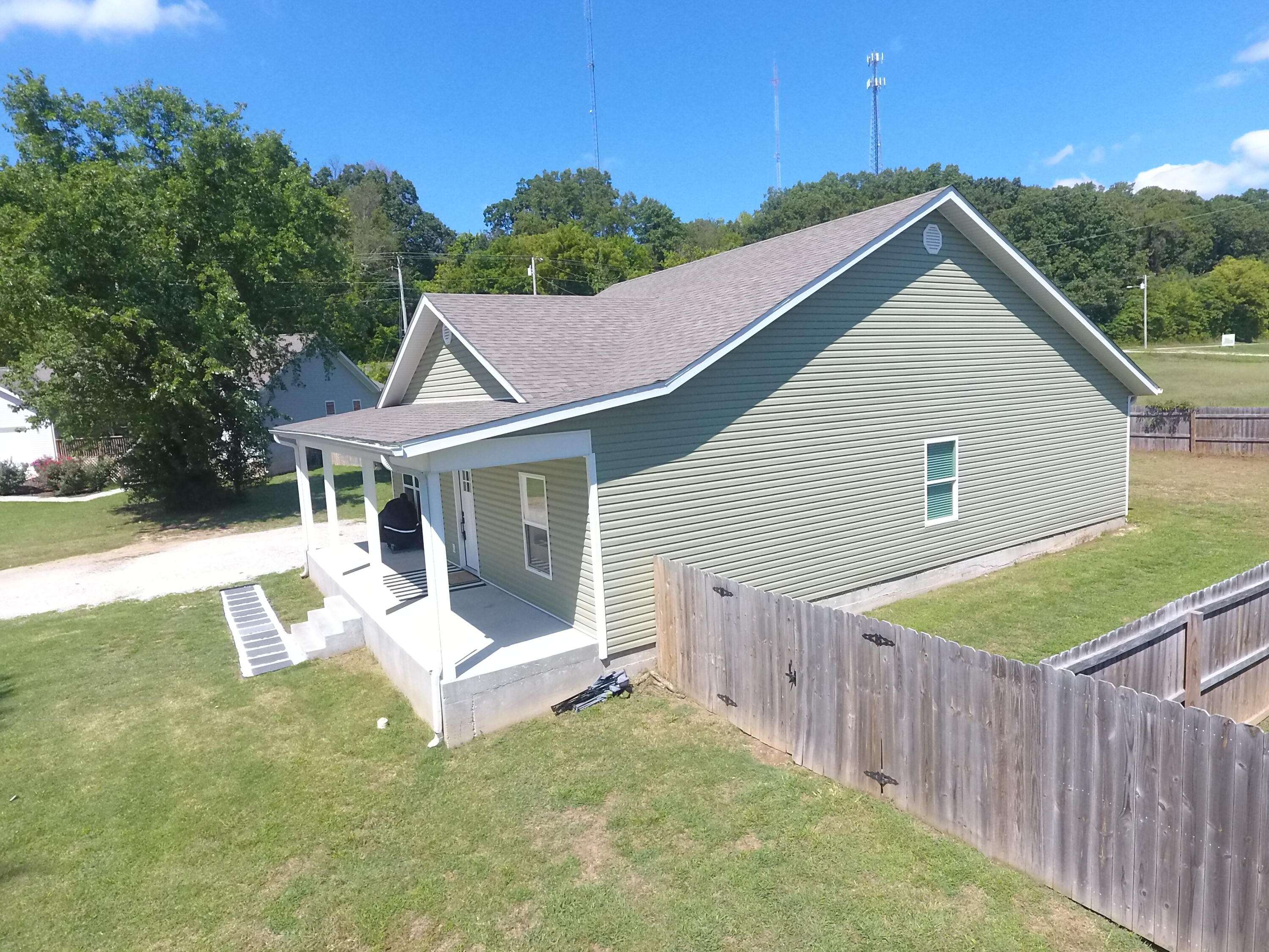 Anderson, MO 64831,123 Park Valley CT