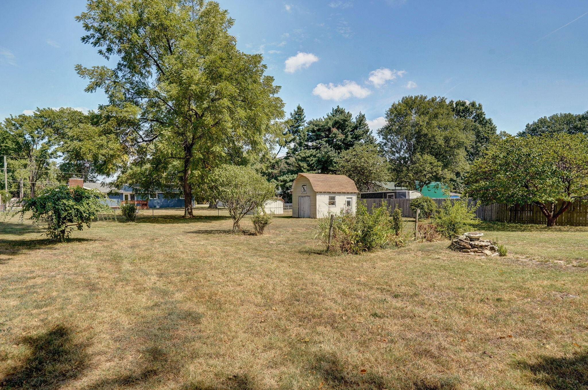 Nixa, MO 65714,207 Park ST