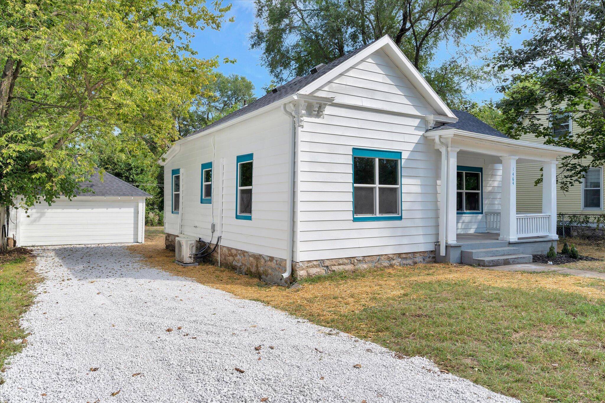 Springfield, MO 65802,1464 N Clay AVE